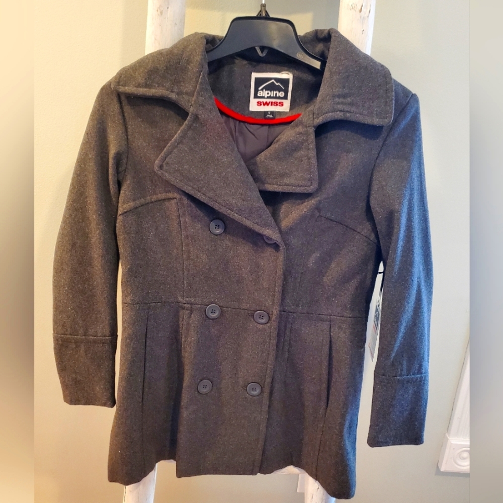 Alpine Swiss Womans Grey Peacoat. Size Medium. New With Tags.